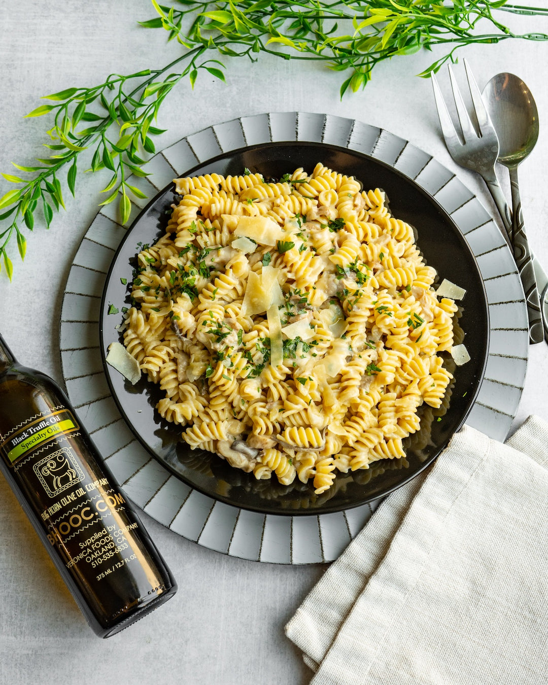 Black Truffle Oil Mushroom Alfredo