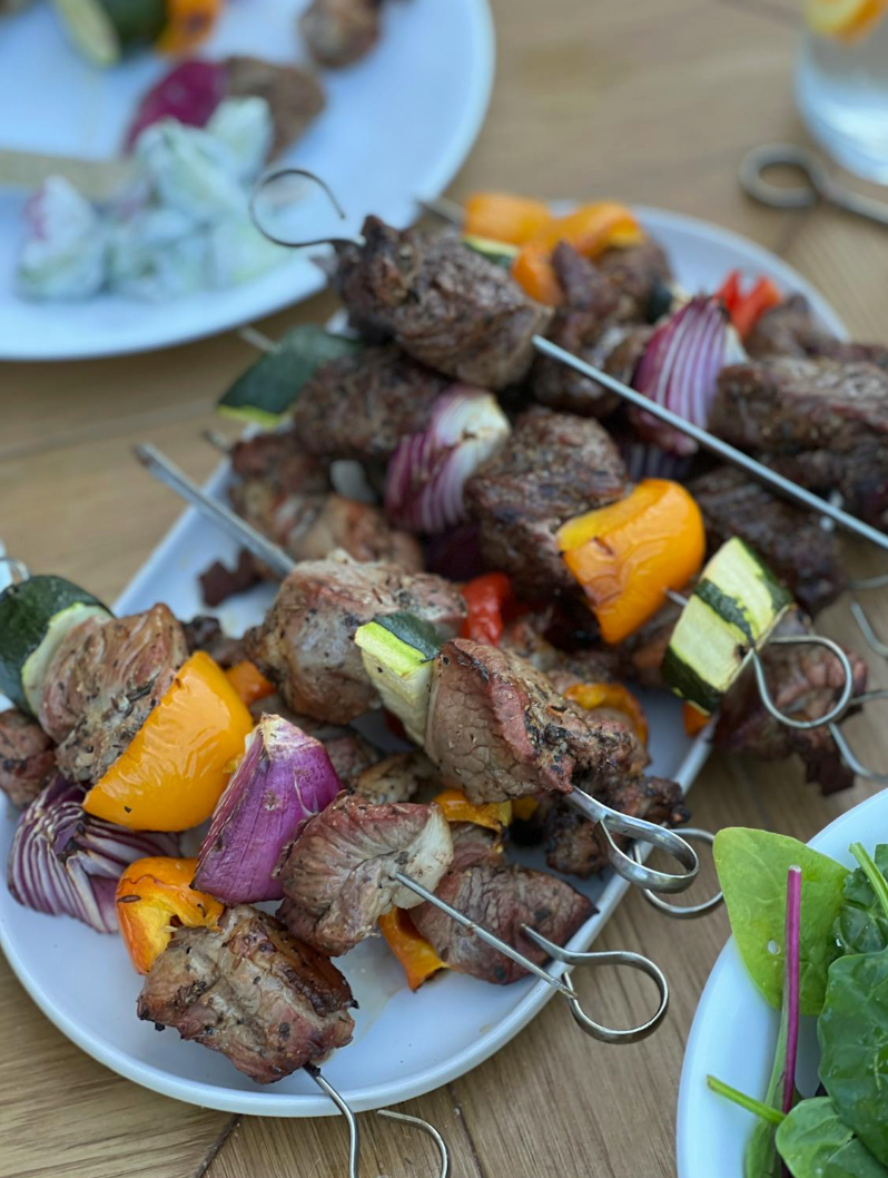 🔥 Smoky Balsamic Steak Skewers with Herb Drizzle