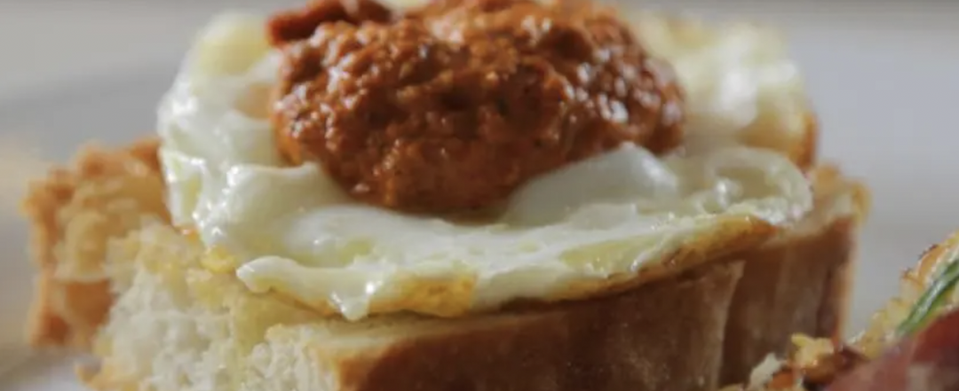 Cocina Española Eggs on Toast Recipe